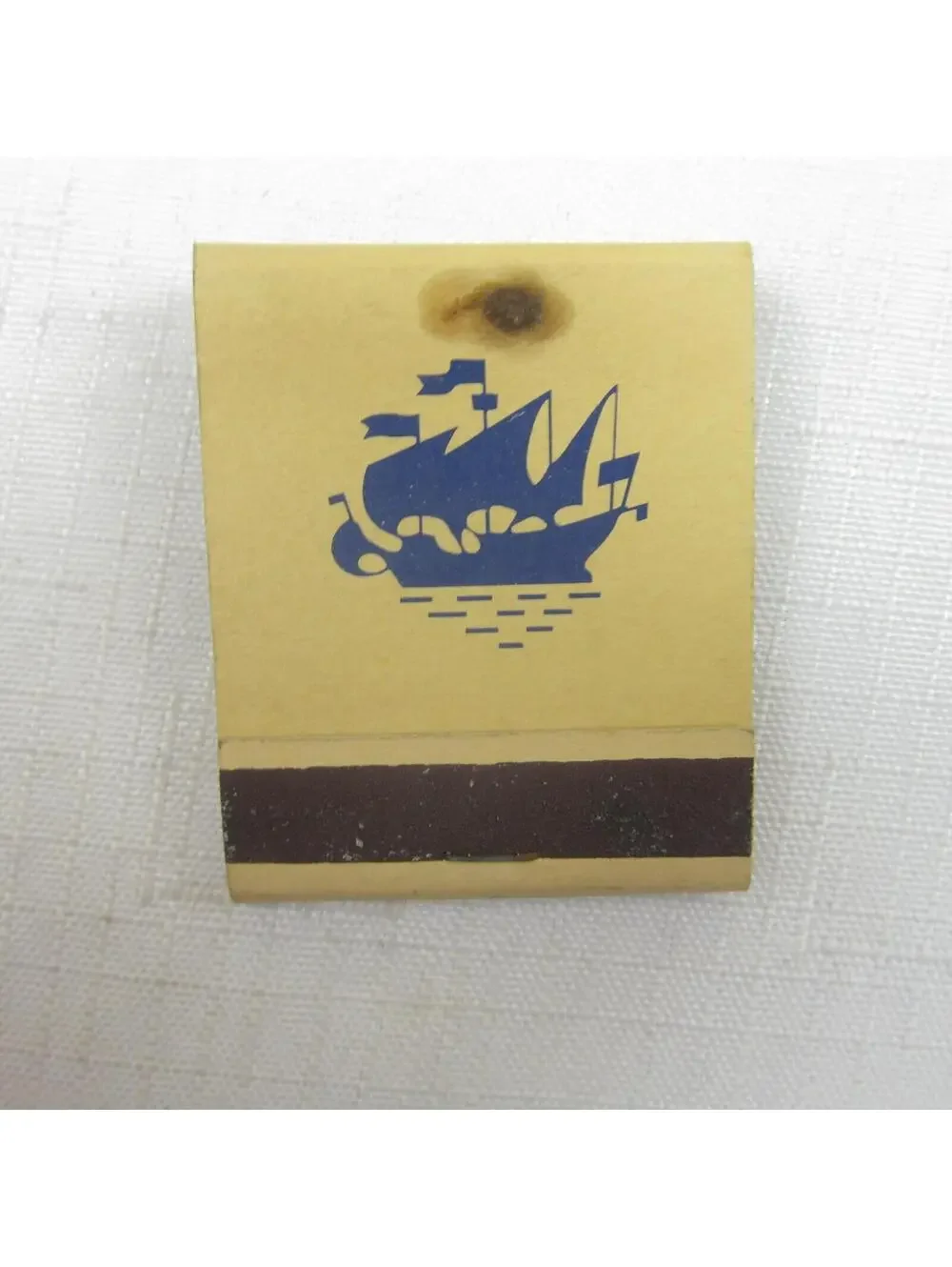 2 Vintage Matchbooks FULL Hotel St. Moritz Cafe De La Paix & The Commodore Hotel